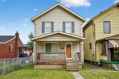 924 1st Ave, Coraopolis, PA, 15108-1417 | Card Image