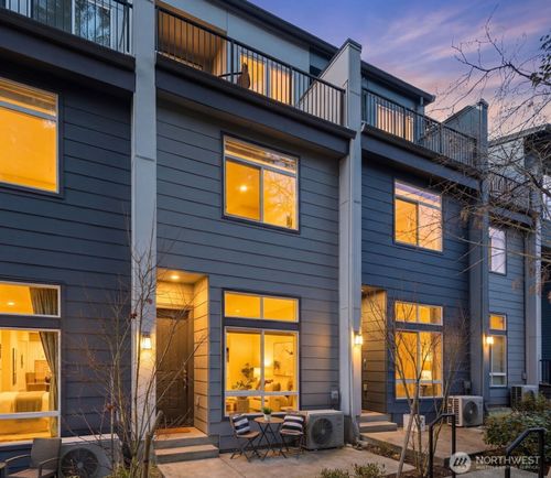 104-8321 Ne 176th Ct, Kenmore, WA, 98028-1876 | Card Image