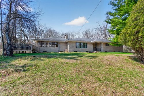 3928 Stonewall Road, Jackson, MI, 49203 | Card Image