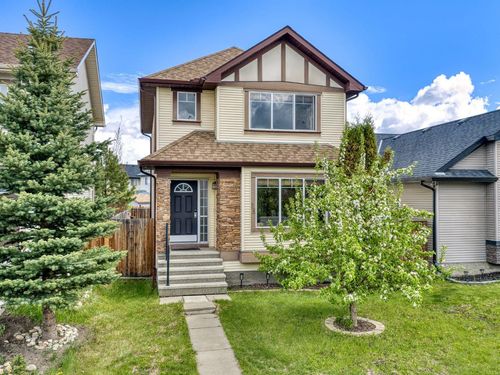 28 Cranberry Lane Se, Calgary, AB, T3M0L5 | Card Image