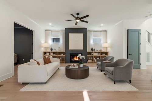 560 Highcrest Dr, Nashville, TN, 37211-5356 | Card Image