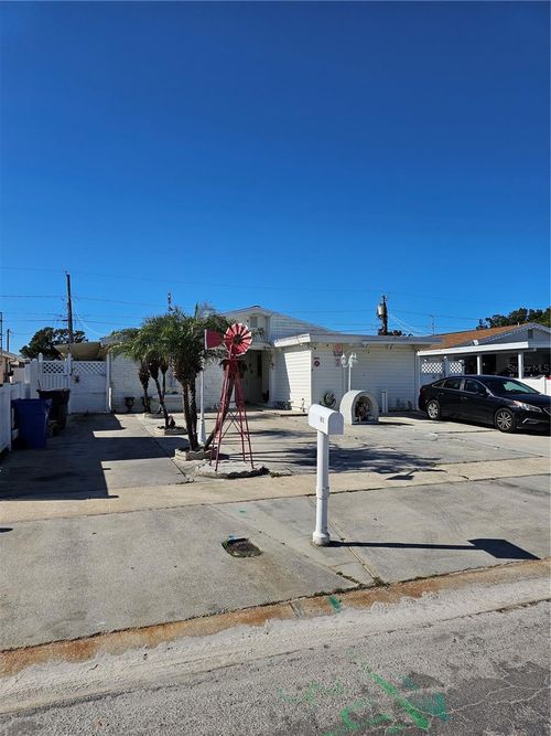 6812 N Thatcher Ave, Tampa, FL, 33614-3821 | Card Image