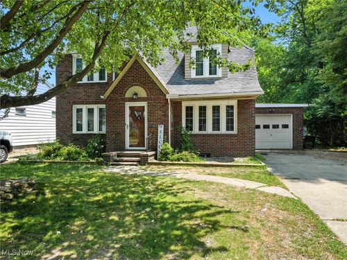 3320 Wilson Ave, Ashtabula, OH, 44004-5256 | Card Image