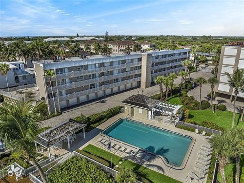 201b-1536 Ocean Dr, Vero Beach, FL, 32963-2337 | Card Image