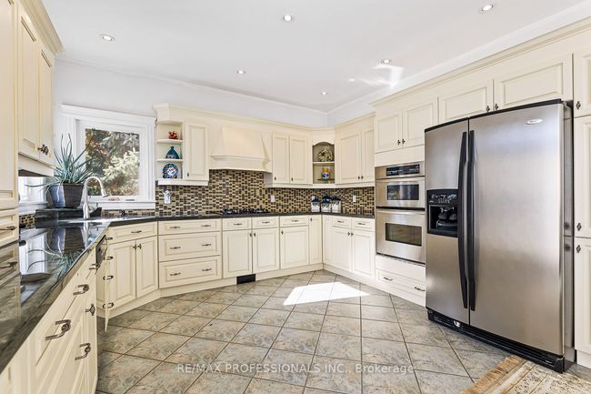 63 Rowley Dr, House other with 4 bedrooms, 4 bathrooms and 12 parking in Palgrave ON | Image 13