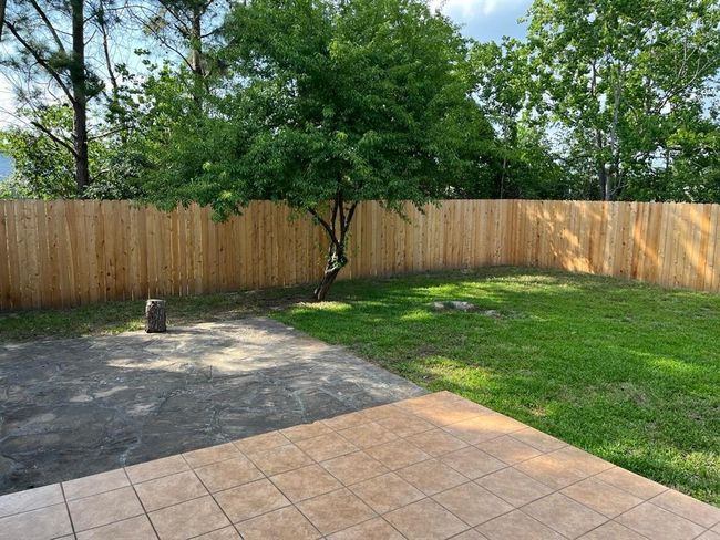 Large Outdoor Patio Area! | Image 15