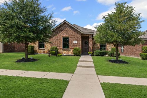 2039 Fair Weather Dr, Lancaster, TX, 75146-4920 | Card Image