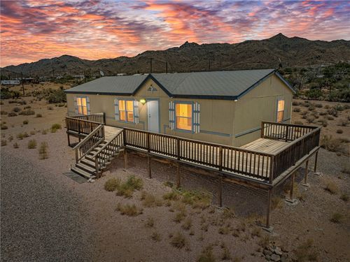 3436 N Bryce Rd, Golden Valley, AZ, 86413-9218 | Card Image
