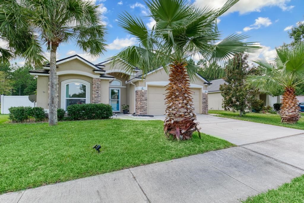 Graylon Dr, Yulee, FL 32097