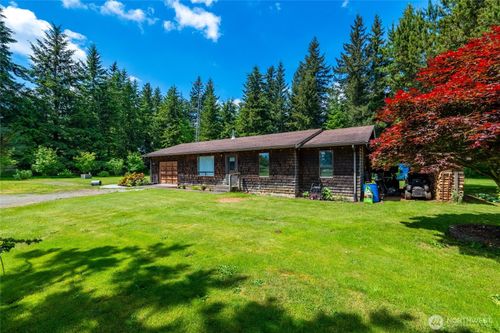1320 Lunde Ln, Everson, WA, 98247-9694 | Card Image