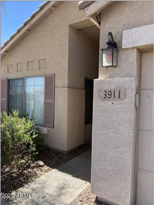 3911 E Longhorn Dr, Gilbert, AZ, 85297-7845 | Card Image