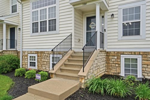 7100 Fonso Dr, New Albany, OH, 43054-8032 | Card Image