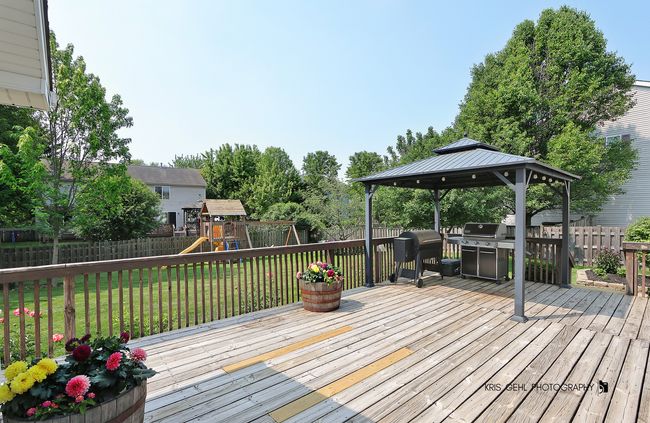 825 Limerick Ln, House other with 4 bedrooms, 3 bathrooms and 3 parking in McHenry IL | Image 16