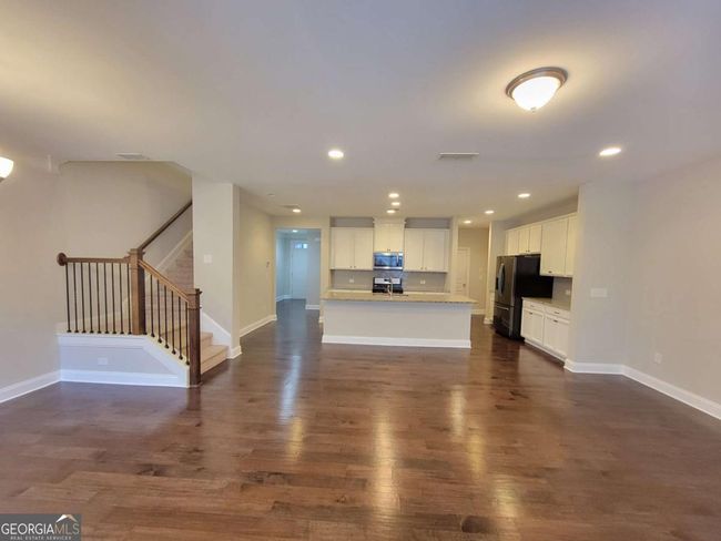 8265 Village Pl, Townhouse with 3 bedrooms, 3 bathrooms and 2 parking in Suwanee GA | Image 6