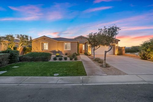 41371 Doyle St, Indio, CA, 92203-4040 | Card Image