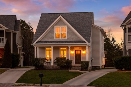 1684 Westover Ln, Chattanooga, TN, 37405-2153 | Card Image