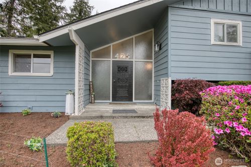 425 Beacon Hill Drive, Hoquiam, WA, 98550 | Card Image