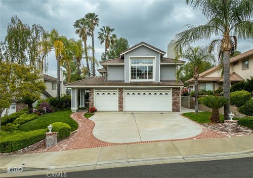21714 Agajanian Ln, Saugus, CA, 91350-3967 | Card Image