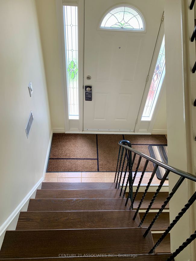 47 - 1616 Haig Blvd, Condo with 3 bedrooms, 2 bathrooms and 1 parking in Mississauga ON | Image 6