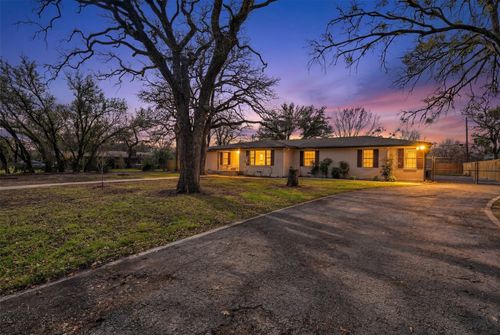 106 Lakeridge Rd, Lakeside, TX, 76108-9426 | Card Image