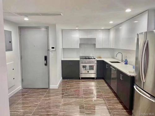 309n-158-15 Union Tpke, Fresh Meadows, NY, 11366-1080 | Card Image