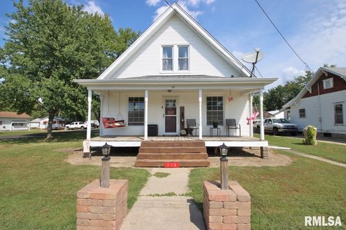 112 W Essex St, Glasford, IL, 61533-8901 | Card Image