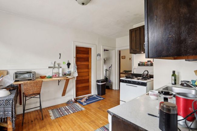 Unit 1 - 3050 13th Ave S (main level) | Image 10