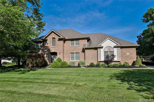 9139 Indian Springs Ct, Washingtn Twp, OH, 45458-9598 | Card Image