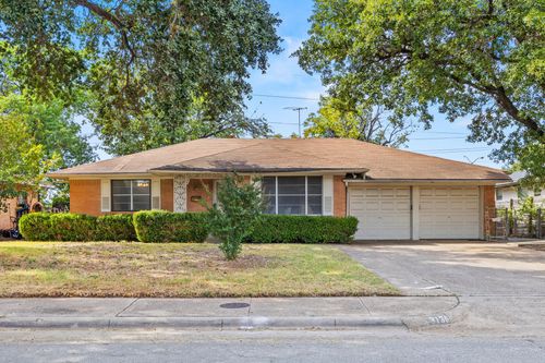 3138 Touraine Dr, Dallas, TX, 75211-1650 | Card Image