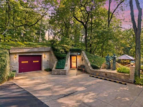 10510 Mudbrook, Huron, OH, 44839 | Card Image