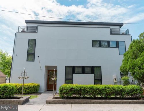 900 20th St S, ARLINGTON, VA, 22202-2616 | Card Image