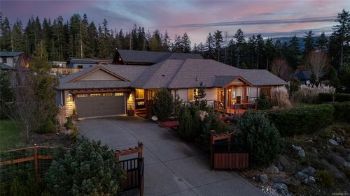 7284 Lakefront Dr, Lake Cowichan, BC, V0R2G1 | Card Image