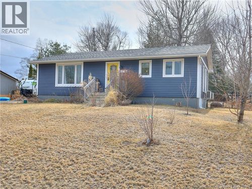 38 Kenneth St, Beaver Dam, NB, E3B8B4 | Card Image