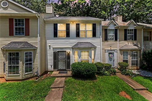 5582 Stonington Trace Pkwy, Stone Mountain, GA, 30087-5221 | Card Image