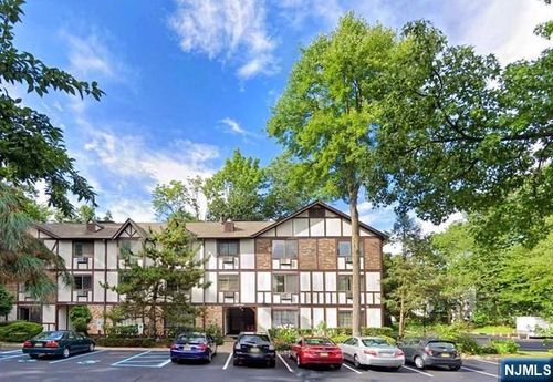 1412 Faulkner Ct, Mahwah, NJ, 07430-3483 | Card Image