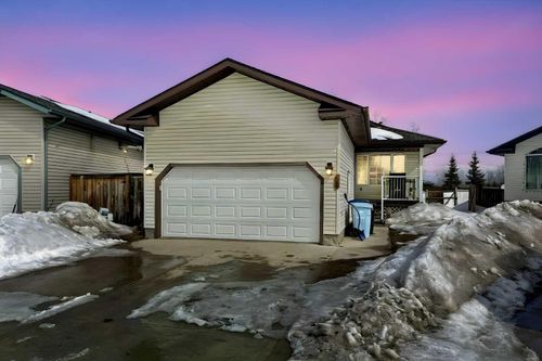 196 Shetland Gdns, Fort Mcmurray, AB, T9H5M5 | Card Image