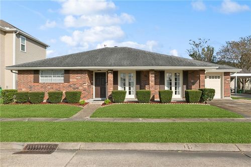 3920 Lake Trail Dr, Kenner, LA, 70065-3240 | Card Image