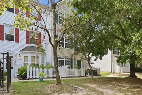 107-8640 Neuse Landing Ln, Raleigh, NC, 27616-8024 | Card Image
