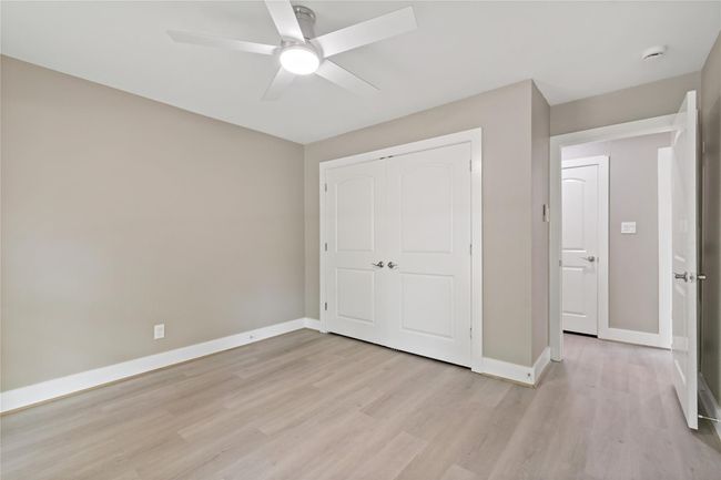 2nd view of the 2nd bedroom. | Image 11