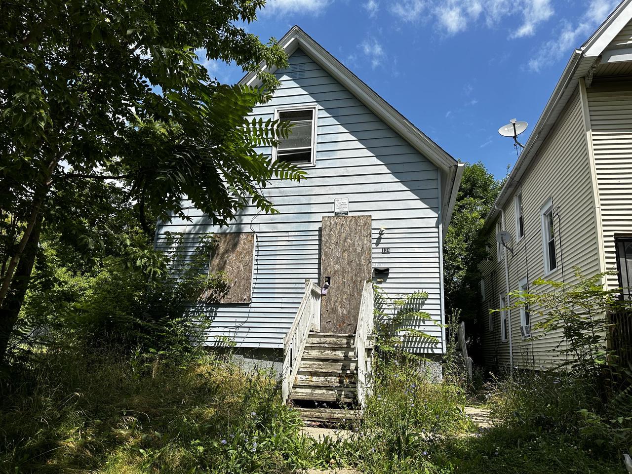 Chambers St, Milwaukee, WI 53212