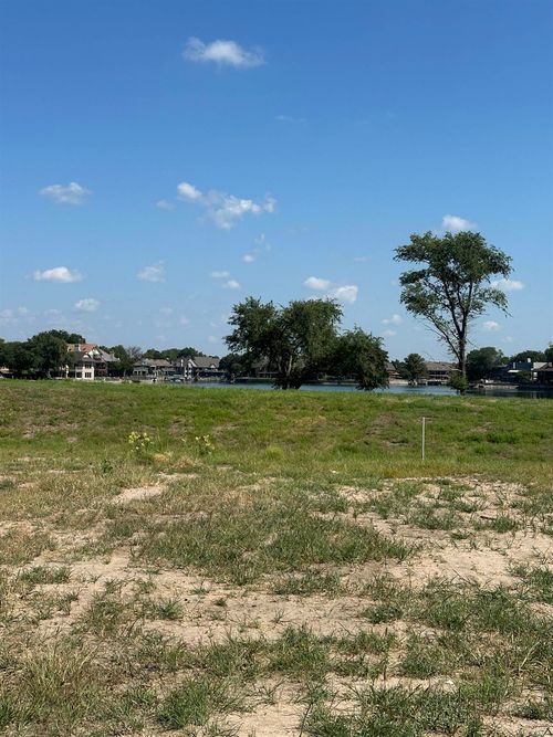 3026 Driftwood, Wichita, KS, 67204 | Card Image