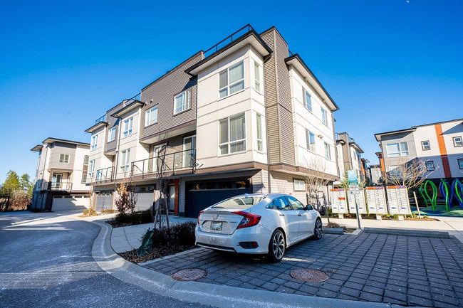 20 - 7288 188 Street, Townhouse with 3 bedrooms, 2 bathrooms and 2 parking in Surrey BC | Image 2