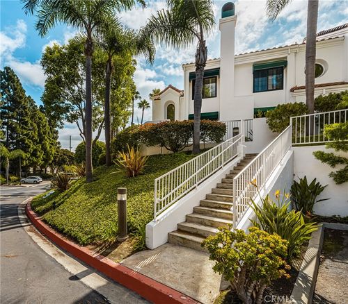 unit-106-19412 Pompano Ln, Huntington Beach, CA, 92648-6420 | Card Image