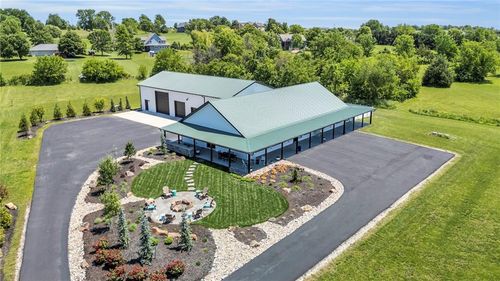 2385 Pleasant Valley Dr, Ottawa, KS, 66067-7500 | Card Image