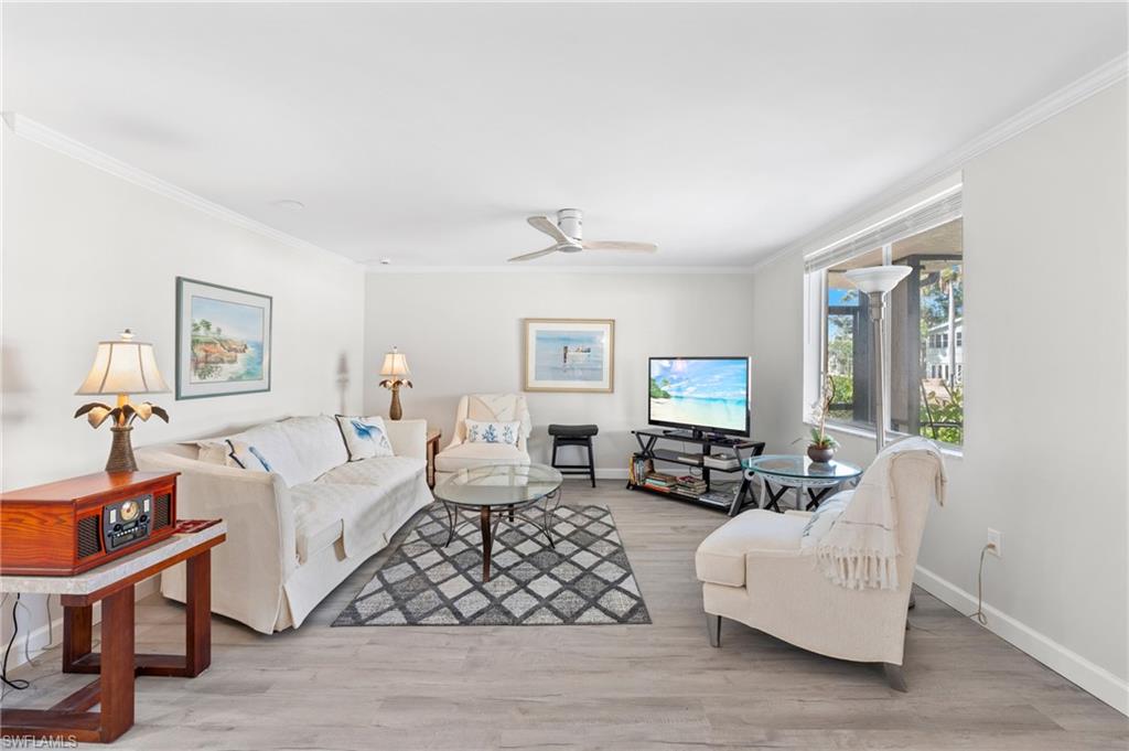 Residential in NAPLES 3