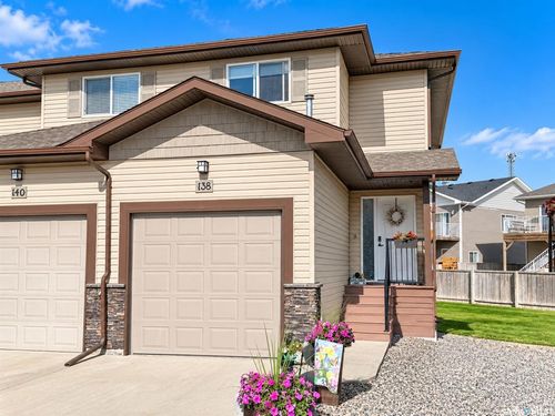 138 Plains Circle, Pilot Butte, SK, S0G3Z0 | Card Image