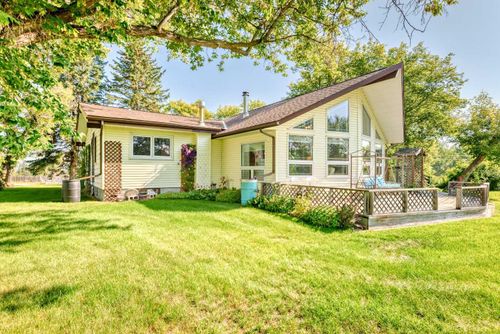 440042 Range Road 274, Rural Ponoka County, AB, T4J1R4 | Card Image