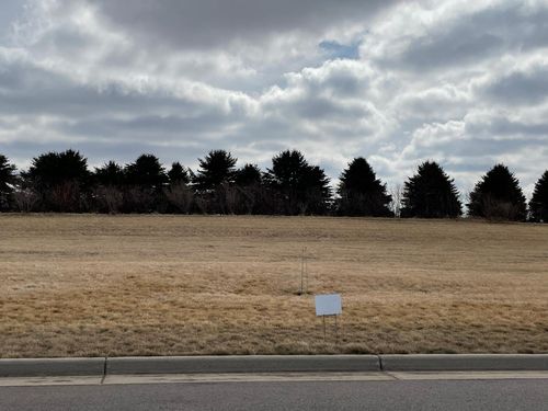 551 Hill Crest St, Edgerton, MN, 56128-1311 | Card Image