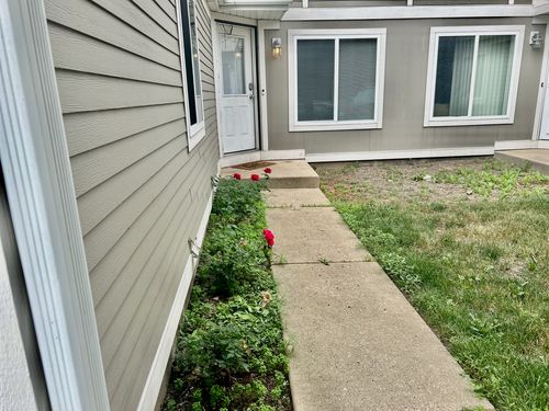 2732 Wilshire Ct, Aurora, IL, 60502-2316 | Card Image