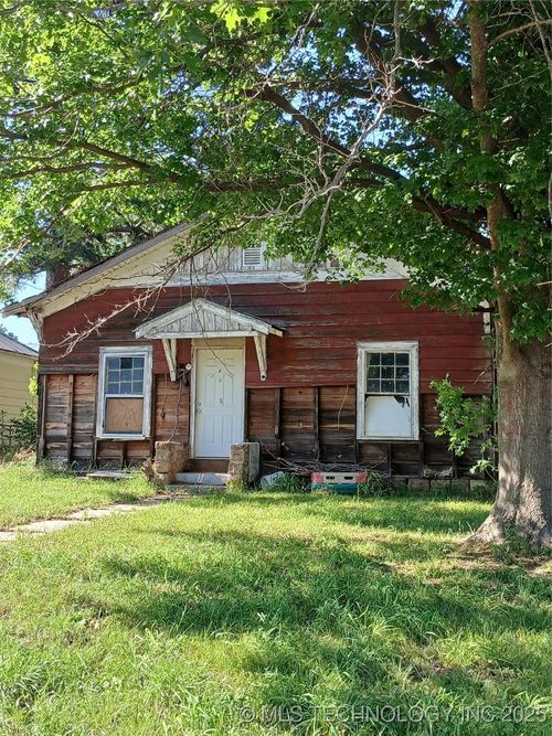 609 1st St, Hartshorne, OK, 74547 | Card Image